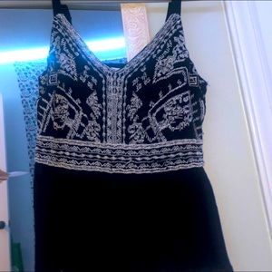 Super cute tank and cardigan set size S(tank) size M(cardigan) super comfy